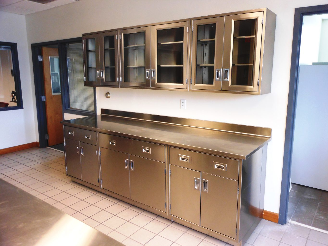 School Stainless Steel Lab Bench Floor Mounted Alkali Resistant
