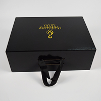 Boîtes cadeaux personnalisées en carton noir magnétique, matériaux recyclés, estampage à chaud, poignée, boîtes rigides pour chaussettes, chaussures, vêtements