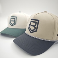 Gorra de golf deportiva Oxford de 5 paneles, MOQ bajo, OEM, perforada con láser, tela tecnológica transpirable, pieza de alto rendimiento