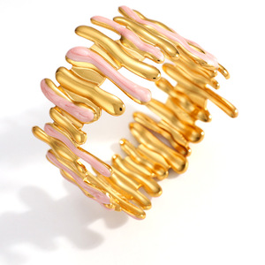 สร้อยข้อมือสแตนเลสชุบทอง 18k ปรับขนาดได้ ลายมหาสมุทร เครื่องประดับสำหรับผู้หญิง - Product Image 5