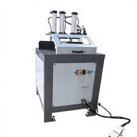 Machine de découpe de profilés en aluminium de précision Ouxin à montage supérieur à 90 degrés, moteur 2,2 kW, vitesse de broche 3800 tr/min, haute sécurité