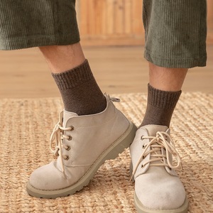 Women's Crew Socks Solid Color Polyester Thermo Sweat Absorbing Mid Calf Length Regular Casual Style - Product Image 4