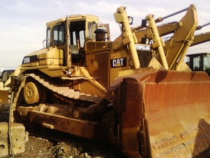 D7G D7H D7R D6R D9NรถปราบดินรถดันดินแบบตีนตะขาบD7Hใช้รถดันดิน - Product Image 3