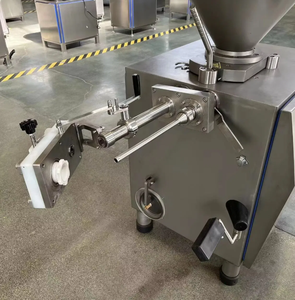 Machine à farcir les saucisses pour jambon, hot-dogs, bologna, salami et le remplissage de boyaux alimentaires - Product Image 3