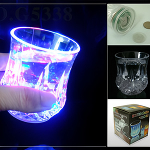 Vaso Luminoso LED Activado por Líquido, Vaso Intermitente para Fiestas de Cumpleaños, Accesorios para Bares, Vaso de Vino Intermitente - Product Image 6
