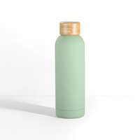 Bouteille de boisson de haute qualité isolée bouteille de flacon en métal noir sous vide bouteille d'eau de 500ml bouteille d'eau en acier inoxydable Logo personnalisé