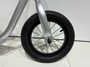 จักรยานทรงตัวสำหรับเด็ก ราคาขายส่ง น้ำหนักเบา สำหรับเด็กอายุ 1-4 ปี ไม่มีบันได - Product Image 2