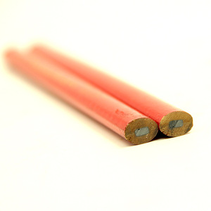 Crayon de charpentier en bois de couleur rouge standard, logo personnalisé, promotionnel, pour le travail du bois - Product Image 3