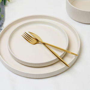 Wholesale Modern Luxury Sustainable European <strong>Stoneware</strong> <strong>Dinnerware</strong> <strong>Sets</strong> 12-piece Round Ceramic Serving Plate <strong>Set</strong> for Home Use - Product Image 4