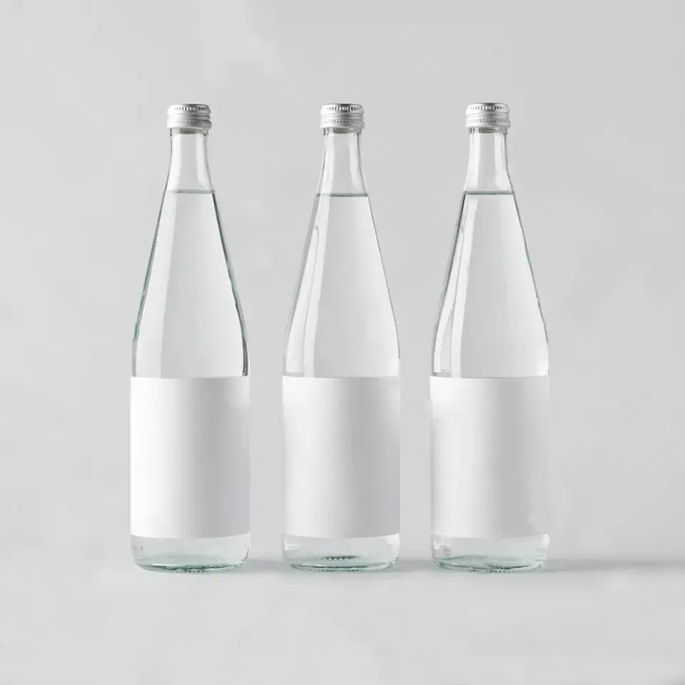 Penjualan terlaris grosir botol kaca air botol vodka 500ml minuman roh leher panjang transparan tinggi 750 ml