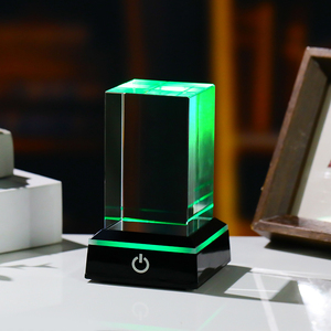 Bloc de cristal K9 solide à faible MOQ, cube 5x5x8 cm, vierge, avec base LED, gravure laser 3D, en verre transparent, avec boîte cadeau noire - Product Image 6