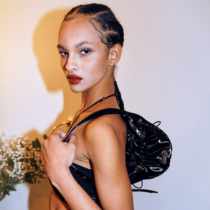 Hot Selling Wholesale <b>Small</b> Casual Textured Leather Jet Black Polyurethane Mobile Shoulder <b>Side</b> <b>Bag</b> For Girls - Product Image 3