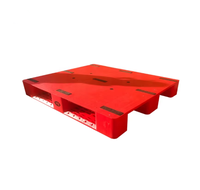 Marchandises de supermarché empilant des palettes nouveau matériel chariot élévateur industriel tapis de stockage étanche à l'humidité pour plate-forme logistique en plastique