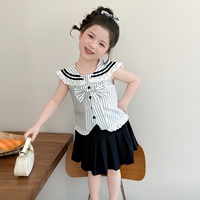 Ensemble robe d'été pour filles, col marin, rayures, traitement doux, nouveau style 2026, robe de style occidental pour enfants