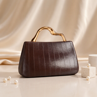 Sacs à main avec fermeture magnétique et poignée en métal, sacs de soirée de luxe à motif crocodile, sacs à main personnalisés de couleur unie, pochette de mariage pour femmes