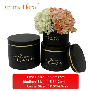 AM-GPA33 Ammy Set di Tre Scatole Rotonde Vuote per Regalo con Lettere <span class=keywords><strong>LOVE</strong></span> Incise in Oro e Fiori Artificiali - Product Image 5