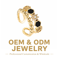 Bague élégante plaquée or en forme de C, ouverte et ajustable, avec rangée de perles, incrustation hexagonale noire, centre en cristal floral, bijou pour femme, cadeau