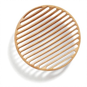 Élégant plateau de dessous de plat en bois de qualité supérieure avec couvercle réutilisable fabriqué à la main, design élégant et résistant à la chaleur pour les cuisines et les salles à manger - Product Image 1