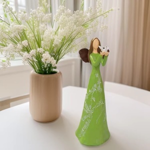 Pot de fleurs en résine de style européen, fabriqué en Chine, pour la décoration intérieure, <span class=keywords><strong>avec</strong></span> ange gardien et colombe en main, cadeau pour la Fête des Mères - Product Image 4