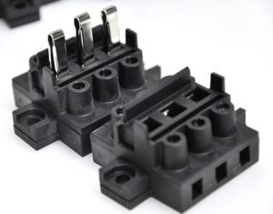 ขั้วต่อแบบเสียบปลั๊กขนาดใหญ่ M29 สำหรับสายไฟฟ้ากระแสสูง ตัวผู้และตัวเมีย พร้อมสวิตช์ป้องกันไฟฟ้าลัดวงจร ได้รับการรับรองมาตรฐาน TUV สำหรับใช้งานภายนอกอาคาร เช่น ไฟถนน - Product Image 3