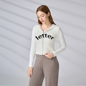 Sudadera con capucha de punto personalizada para invierno, con estampado de letras, estilo streetwear, con cremallera, tipo cárdigan para mujer - Product Image 1