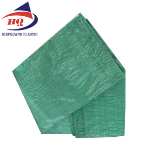 Toldos de lona roja duraderos del fabricante de Vietnam-Lona de PE Ecológico a prueba de viento Resistente al agua Protección solar tejida - Product Image 6