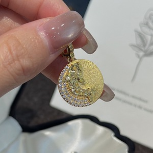 Pendentif en argent pur S925 avec un design minimaliste et scintillant, nouveau style chinois, bijoux de luxe en perles CNC de niche - Product Image 5