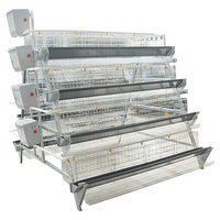 Cages en batterie pour poules pondeuses d'élevage avicole