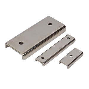 66lbs N35 Grade M3 trou de style à contre-alésage 2.36x0.53x0.20 pouces aimant rectangulaire en néodyme de terres rares matériaux magnétiques - Product Image 1