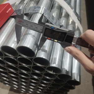 Tuyau d'<span class=keywords><strong>acier</strong></span> rond pré-<span class=keywords><strong>galvanisé</strong></span> de 1.5mm d'épaisseur 90 <span class=keywords><strong>tube</strong></span> d'<span class=keywords><strong>acier</strong></span> rond de 1.5 pouces longueur de 12m - Product Image 5