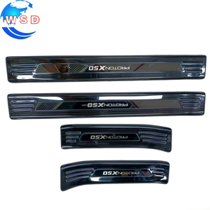 4 pièces <span class=keywords><strong>noir</strong></span> en <span class=keywords><strong>acier</strong></span> inoxydable seuil de porte <span class=keywords><strong>garde</strong></span> garniture intérieur accessoires protecteur garniture pour GEELY PROTON X50 2025 plaque extérieure porte - Product Image 3