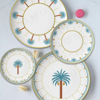 Vaisselle en porcelaine Palm Gold Accent, vaisselle en céramique haut de gamme pour la vente au détail, mariages de luxe sur la plage, événements méditerranéens