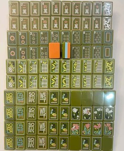 Stock <span class=keywords><strong>Mary</strong></span> Benson Mahjong Tiles Layer Luxury Engraved Layered Acrylic 160 American Mahjong Ningbo Leti Trading Co., Ltd. - Product Image 4