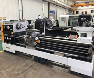 Torno manual horizontal de bancada de alta precisión LB6266C/2000 para trabajo pesado CS6266C para metal y acero - Product Image 4
