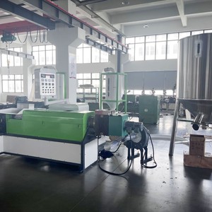 Granulateur refroidi par air Hongtong Type 90 pour le recyclage de films plastiques, machine de pelletisation PE avec garantie d'un an - Product Image 1