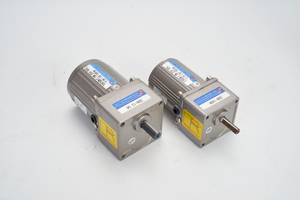 Motorreductor de CA Compacto de Fábrica China de 6w~1.5kw, 1 Fase 110v, <span class=keywords><strong>220v</strong></span>, 3 Fases <span class=keywords><strong>220v</strong></span>, 380v con Control de Velocidad - Product Image 4