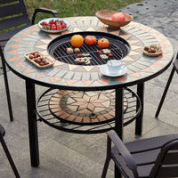 Ensembles de table et de chaises de jardin et de patio en fer forgé de style européen, durables, y compris des ensembles de table et de chaises en mosaïque.