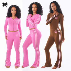 <span class=keywords><strong>Tuta</strong></span> <span class=keywords><strong>Sportiva</strong></span> con Logo Personalizzato e Strisce Laterali a Contrasto, Abbigliamento <span class=keywords><strong>Donna</strong></span> Y2K, Giacca con Zip e <span class=keywords><strong>Pantaloni</strong></span> a Vita Alta a Zampa d'Elefante, Set 2 Pezzi - Product Image 3