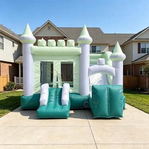 Castillo Inflable Combinado de Alta Calidad con Diseño de Fútbol Blanco para Alquiler en Fiestas - Product Image 1