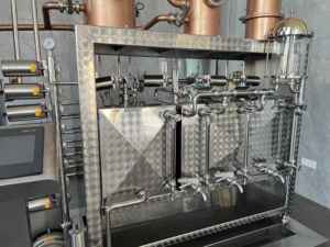 Chaudière alambique à alcool en cuivre 450L Moonshine Colonne Pot Still Distillery Equipment for <span class=keywords><strong>Ethanol</strong></span> Distillation Processing - Product Image 6