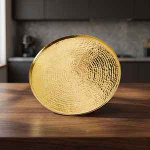 Bandeja de Cobre Martillado Dorado de 30 cm de Diámetro - Product Image 3