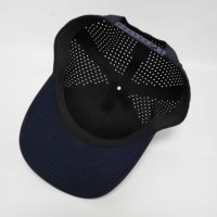 Fábrica personalizada al por mayor insignia impresa digital gota tipo corte láser agujero 6 paneles gorra de béisbol sombrero