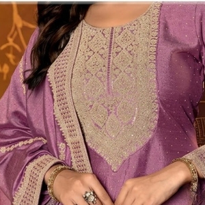 Elegante Conjunto de Traje Patiala Morado Bordado para Mujer, para Bodas, Festivales y Fiestas, Salwar Kameez Dupatta Tradicional - Product Image 2