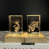 Lampe de table 3D pour éclairage intérieur à la maison chaude Veilleuse en cristal cubique avec socle en bois Lampe en cristal décorative