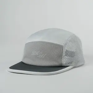 כובע מחנה 5 פאנלים עם לוגו מודפס מותאם אישית כובעי ספורט סיטונאי כובע חניך ניילון קל משקל עם רשת בצד