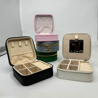Collier de bague de voyage en cuir Pu de luxe Boîte rigide de rangement Mini boîte à bijoux Organisateur avec miroir
