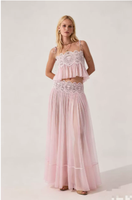 Ensemble deux pièces camisole et jupe en mousseline de soie style bohème 2026 pour femme – Nouveauté été, sexy, dentelle, couleur unie, idéal plage et villégiature