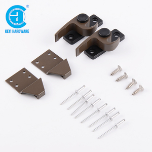 Mercado de América del Sur UPVC Ventana corredera Moon Lock Accesorios Crescent Lock Hook Sash Lock - Product Image 4