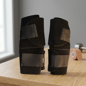 Botas de Neopreno Negras Ligeras Personalizadas para Caballos, Soporte de Rodilla Equino, Protectores de Piernas para Montar, Correa Cruzada Ajustable - Product Image 3