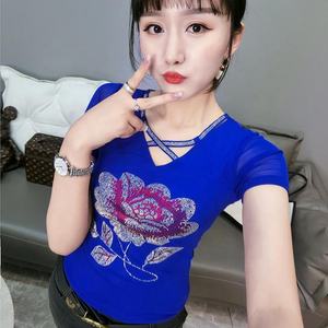 Femmes imprimé fleuri strass brillant paillettes entrecroisé vêtements <span class=keywords><strong>Rock</strong></span> Tee hauts discothèque à manches courtes chemises fête T-shirt - Product Image 2